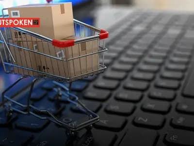 The Future of Social Commerce: How E-commerce and Social Media Are Converging