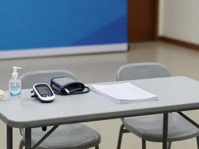 A community blood glucose screening station