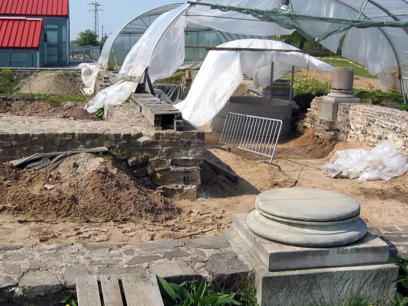 An archaeological excavation at Xanten, a Roman-era site in Germany, illustrative of the Dortmund dig and not the Dortmund site itself, photographed in April 2005