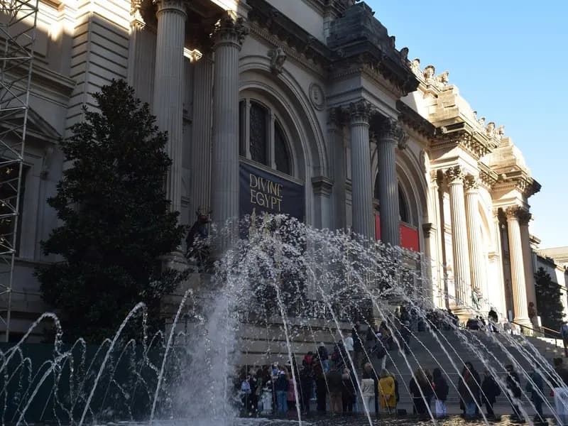 The Metropolitan Museum of Art's Fifth Avenue entrance in New York, home of the Peripheries installation, photographed prior to the exhibition opening