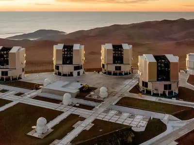 The four 8.2-metre telescopes of ESO's Very Large Telescope at Paranal in Chile, which took the follow-up observations, photographed in 2015