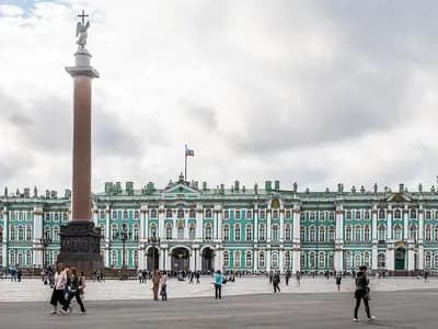 Palace Square in Saint Petersburg with the Alexander Column in front of the Hermitage, photographed on 5 July 2017, a file photograph illustrative of the city and not of the meeting between Putin and Witkoff