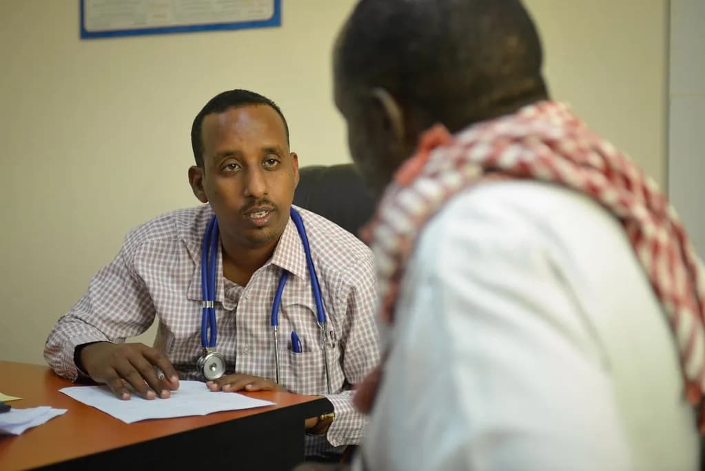 Saudi healthcare professionals in a modern clinical setting