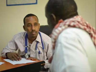 Saudi healthcare professionals in a modern clinical setting