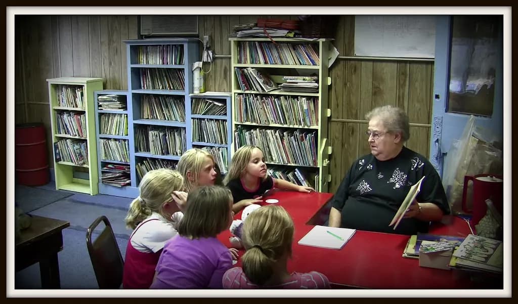 community library people reading